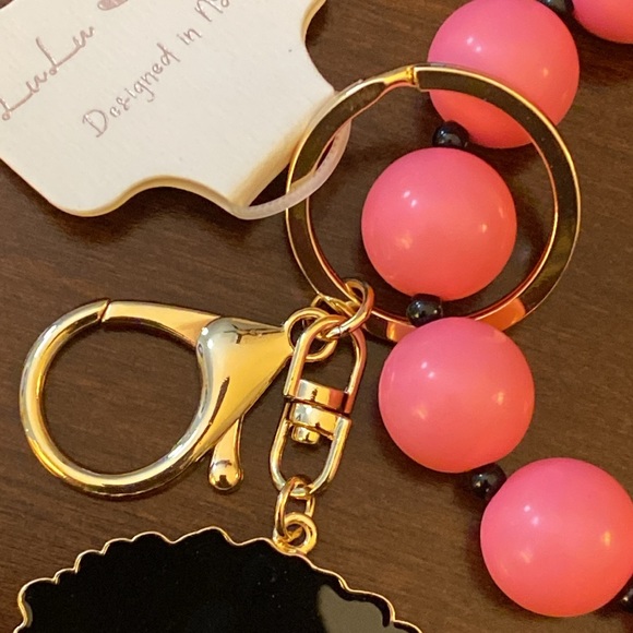 Black Girl Magic Beaded Keychain - Picture 3 of 6